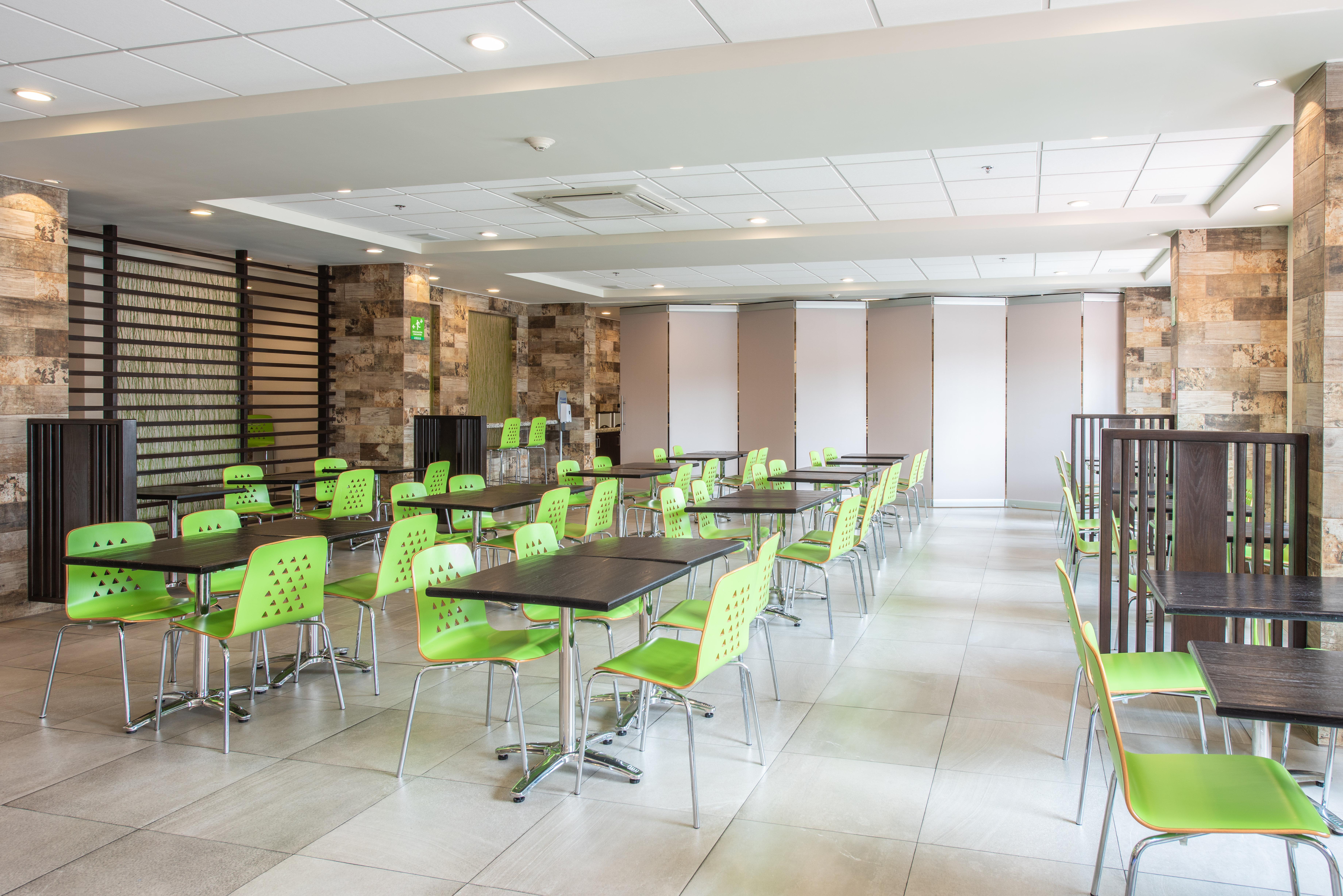Holiday Inn Express And Suites Celaya By Ihg Экстерьер фото