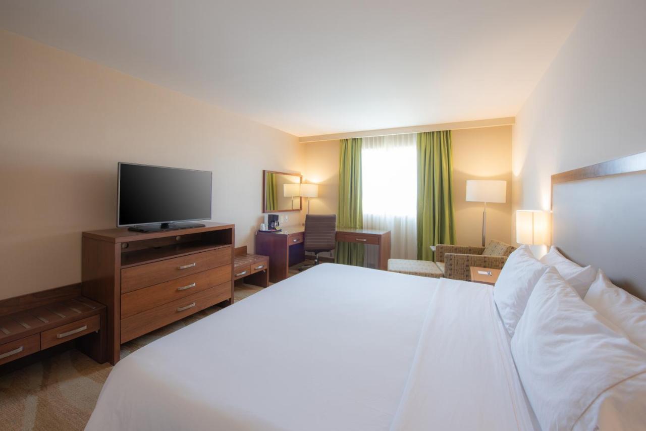 Holiday Inn Express And Suites Celaya By Ihg Экстерьер фото