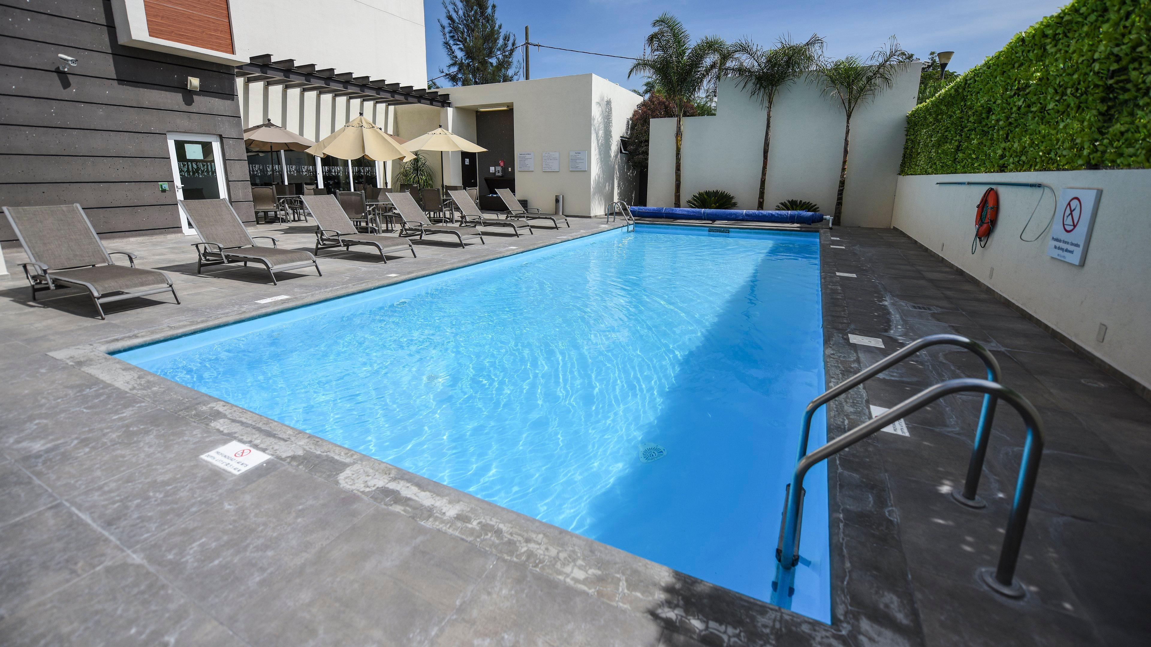 Holiday Inn Express And Suites Celaya By Ihg Экстерьер фото