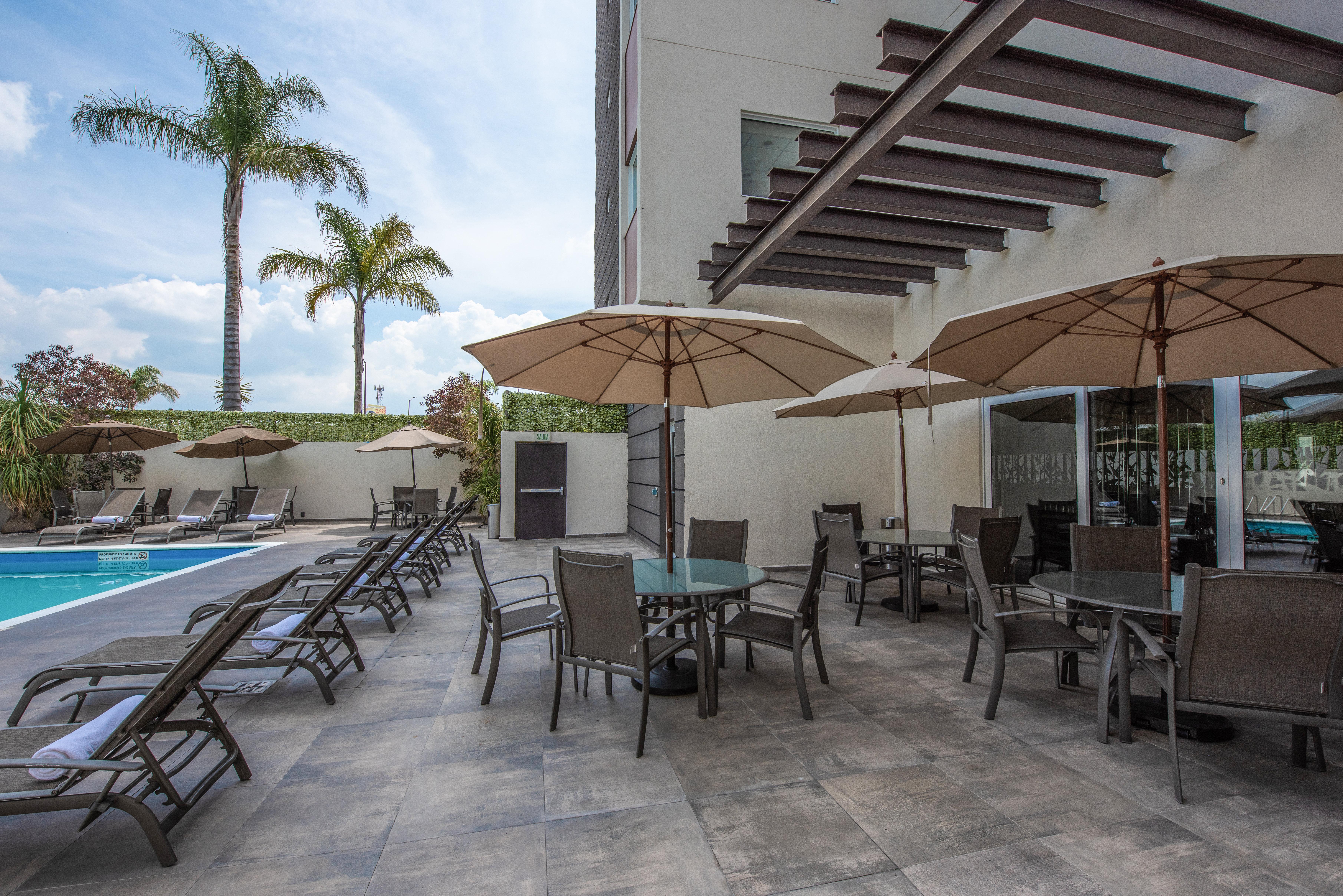 Holiday Inn Express And Suites Celaya By Ihg Экстерьер фото