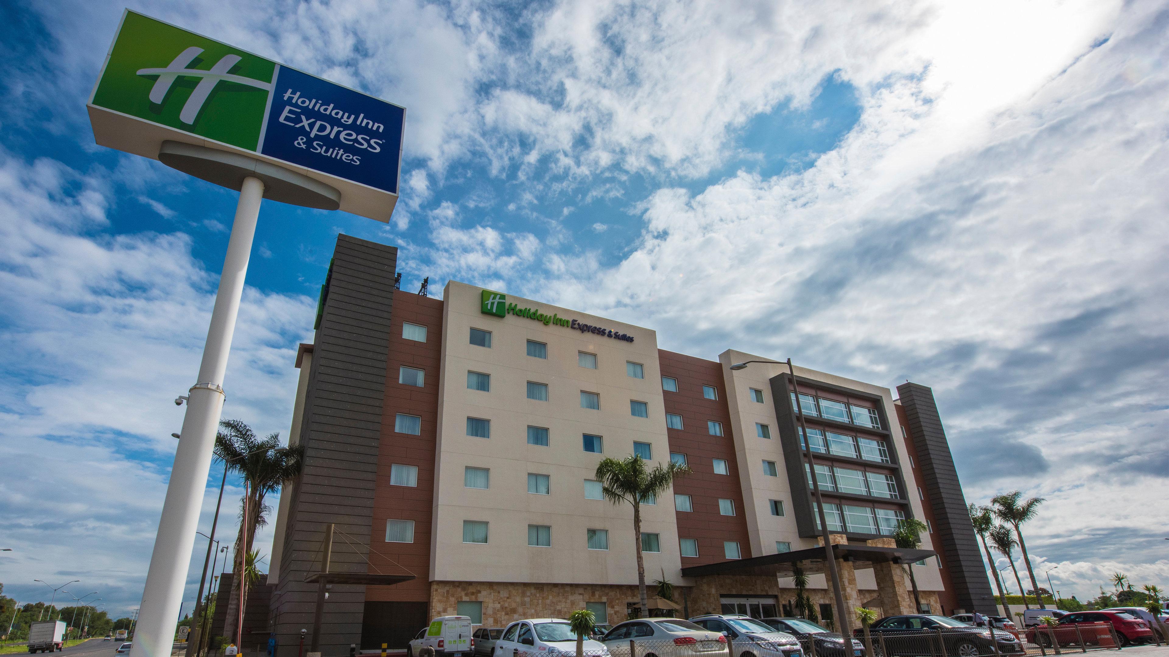 Holiday Inn Express And Suites Celaya By Ihg Экстерьер фото